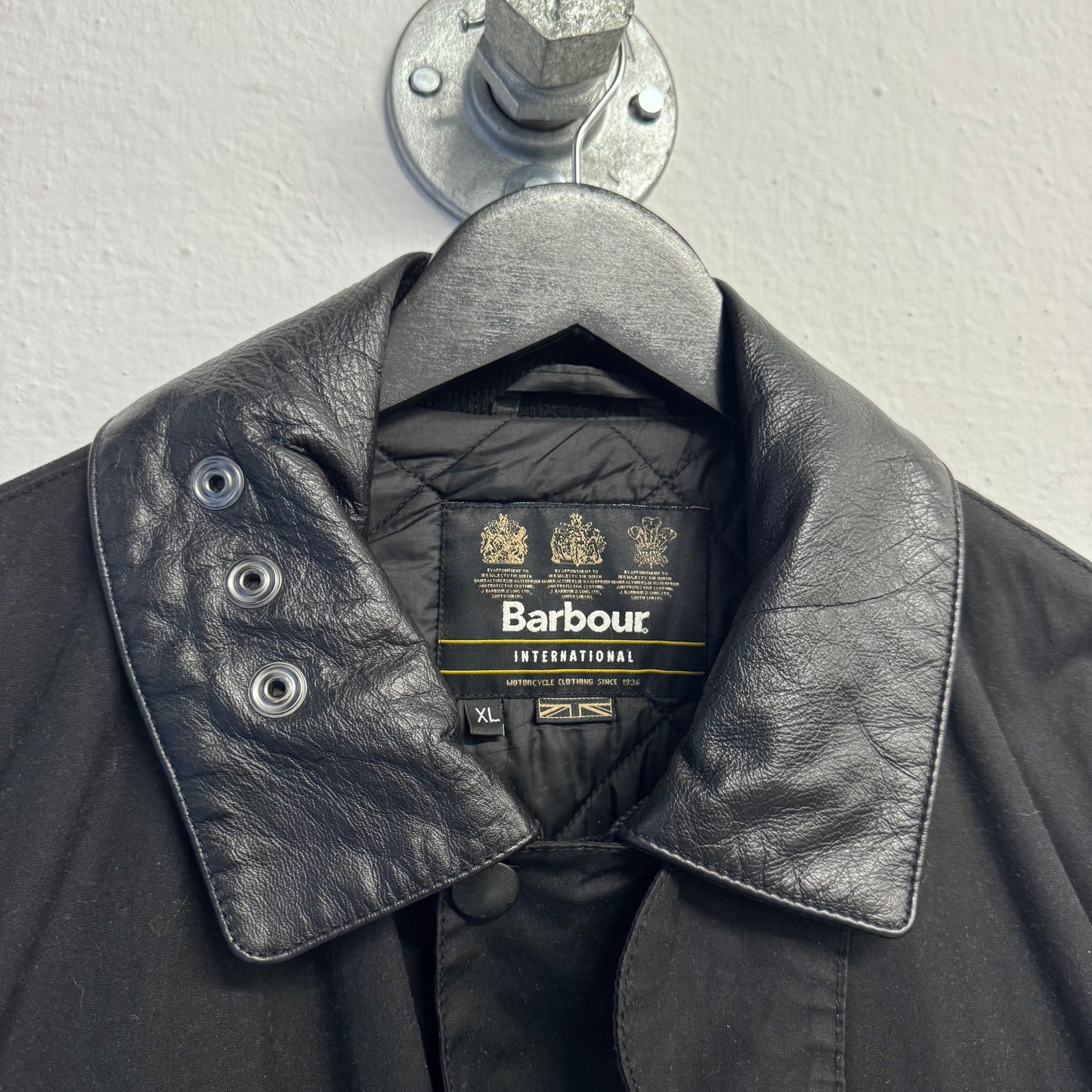 BARBOUR INTERNATIONAL Surtees Waxed Jacket