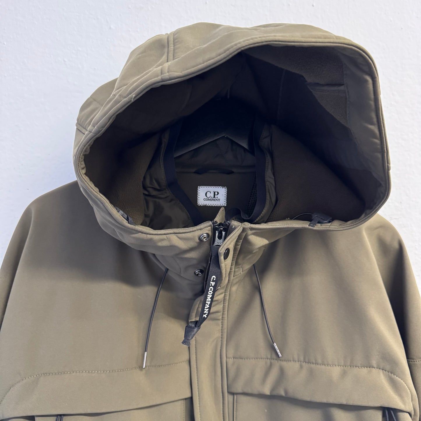 C.P. COMPANY Shell-R Hooded Jacket