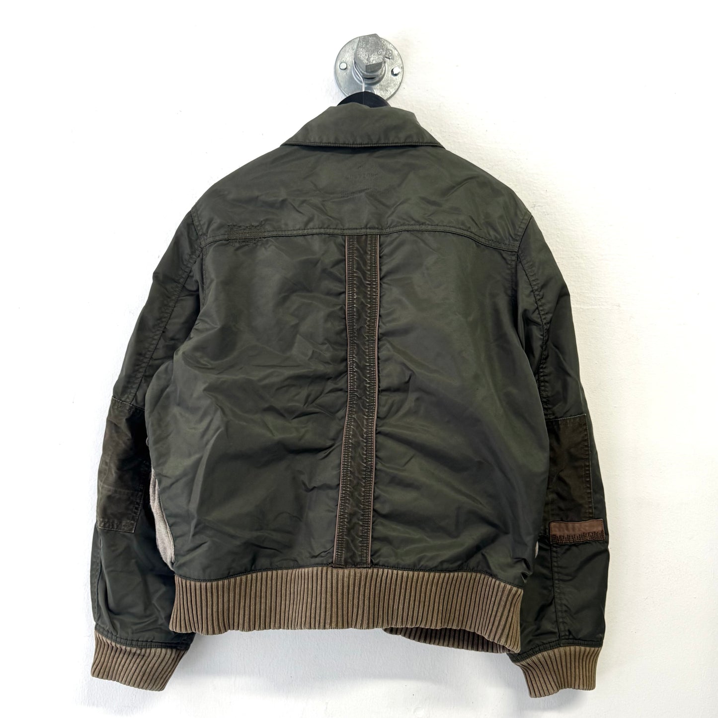 CHEVIGNON Bomber Jacket Leather Details