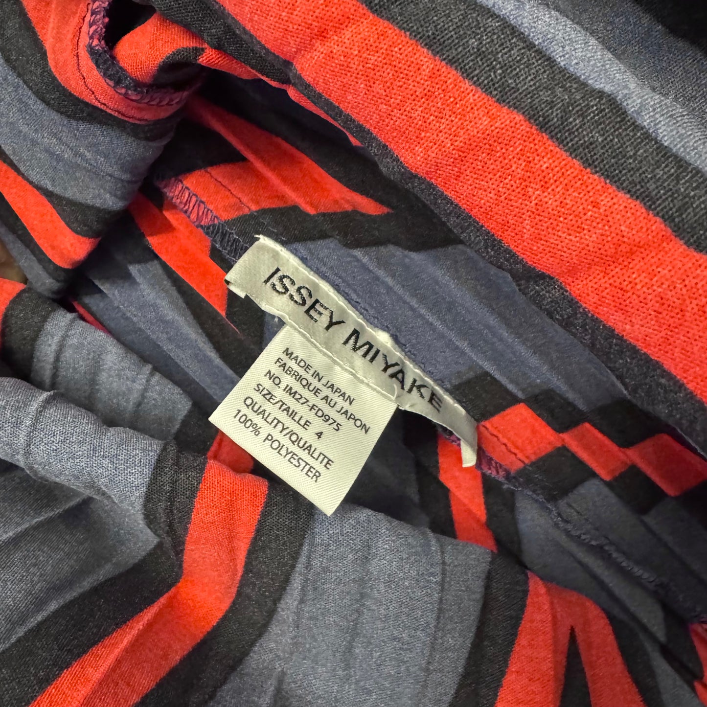 ISSEY MIYAKE Pleated Pattern Skirt