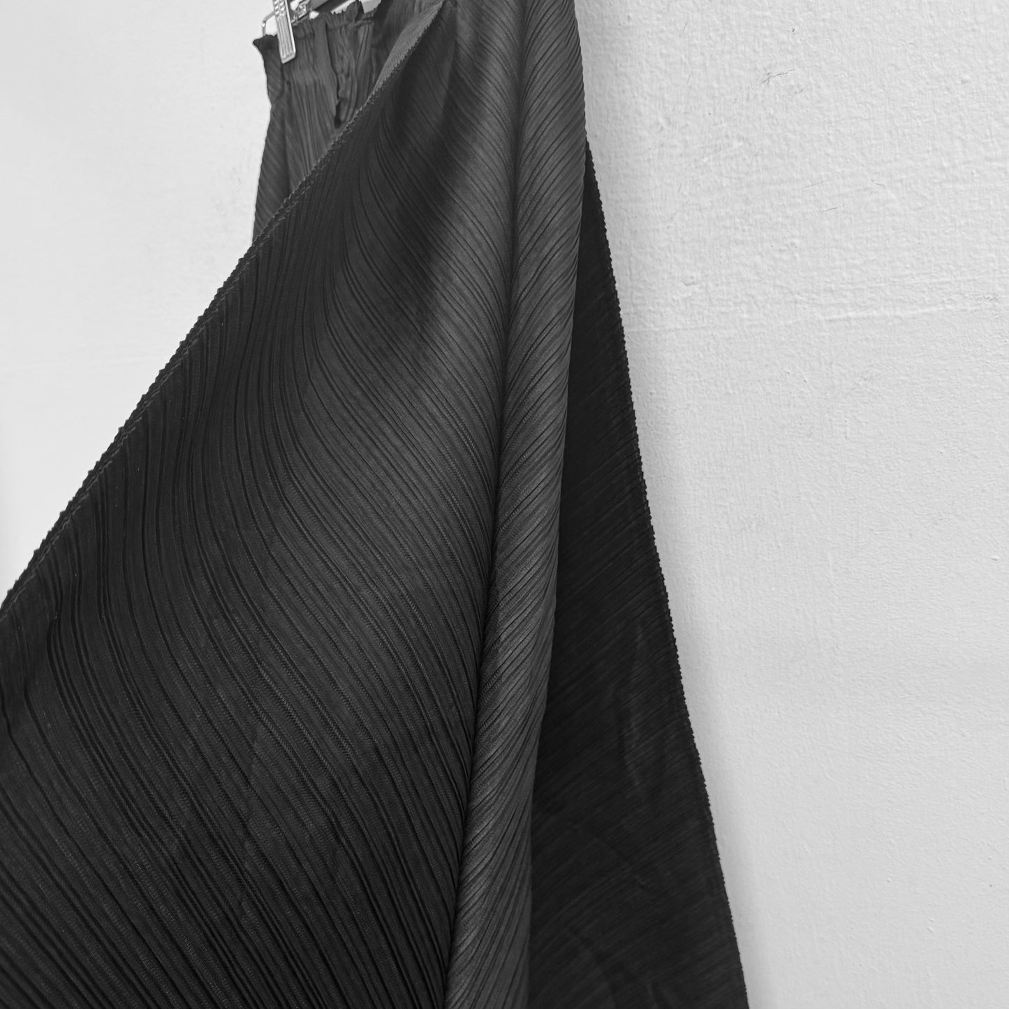 ISSEY MIYAKE PLEATS PLEASE Wide Double Pleated Pants