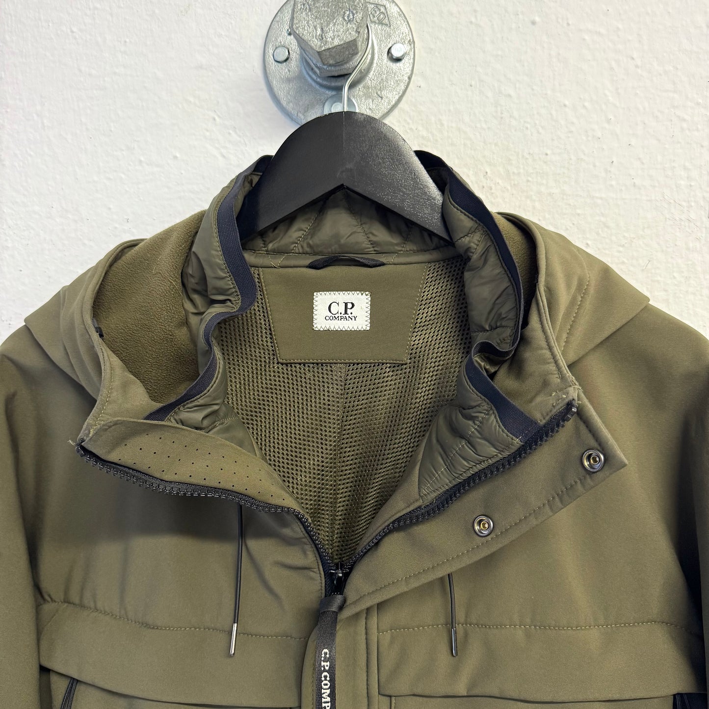 C.P. COMPANY Shell-R Hooded Jacket