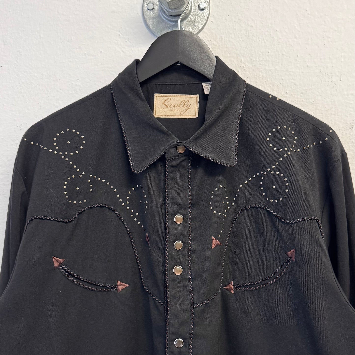 SCULLY Vintage Embroidered Western Rodeo Cowboy Shirt