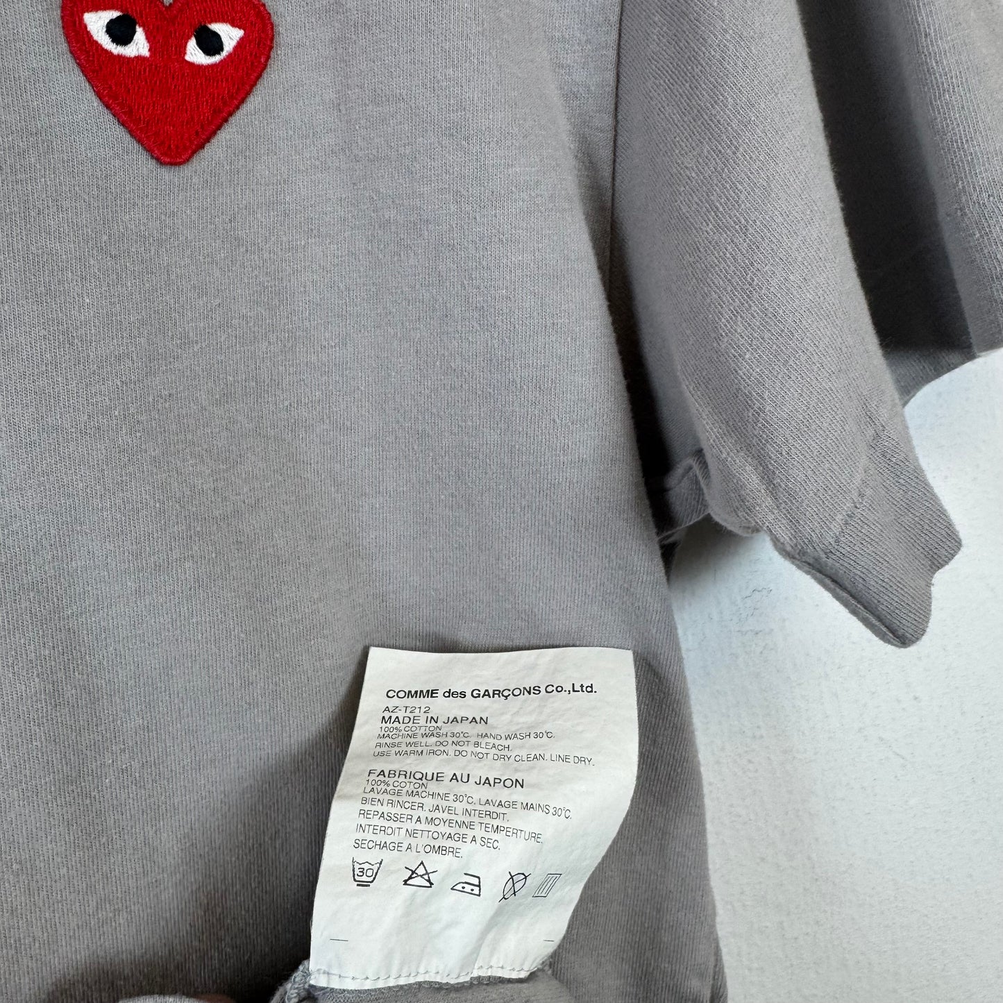 COMME DES GARÇONS PLAY TShirt
