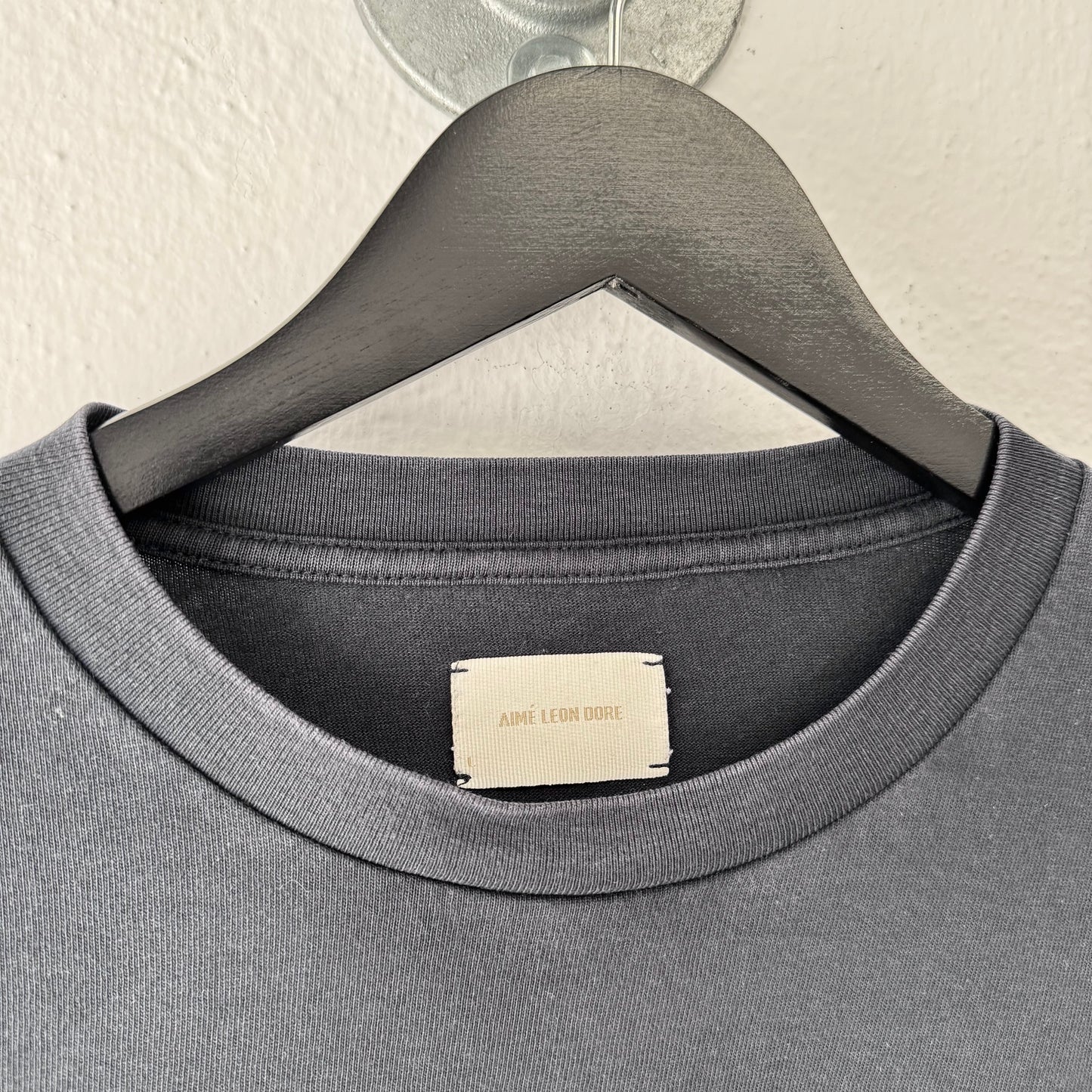 AIMÉ LEON DORE Logo T-Shirt