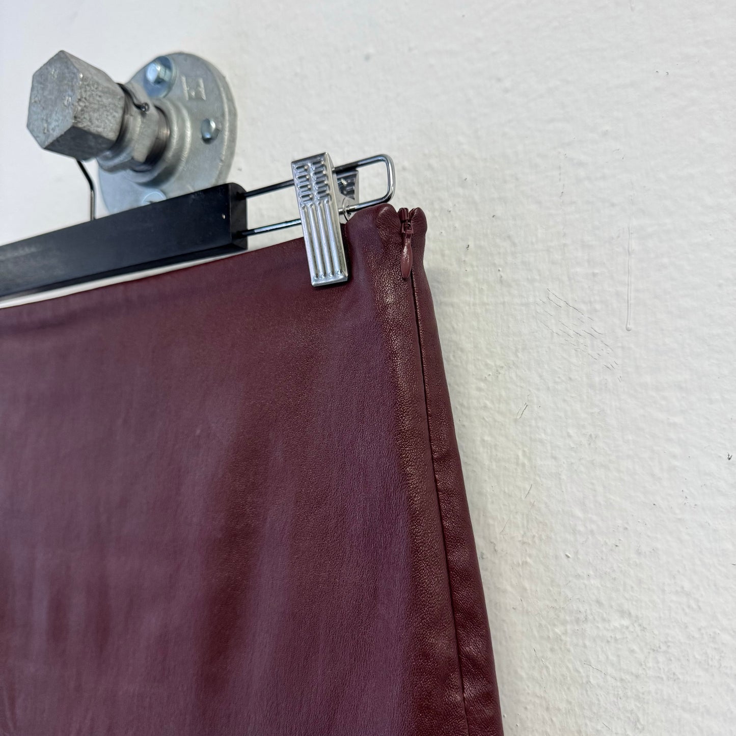 THE ROW Bartellette Burgundy Leather Skirt