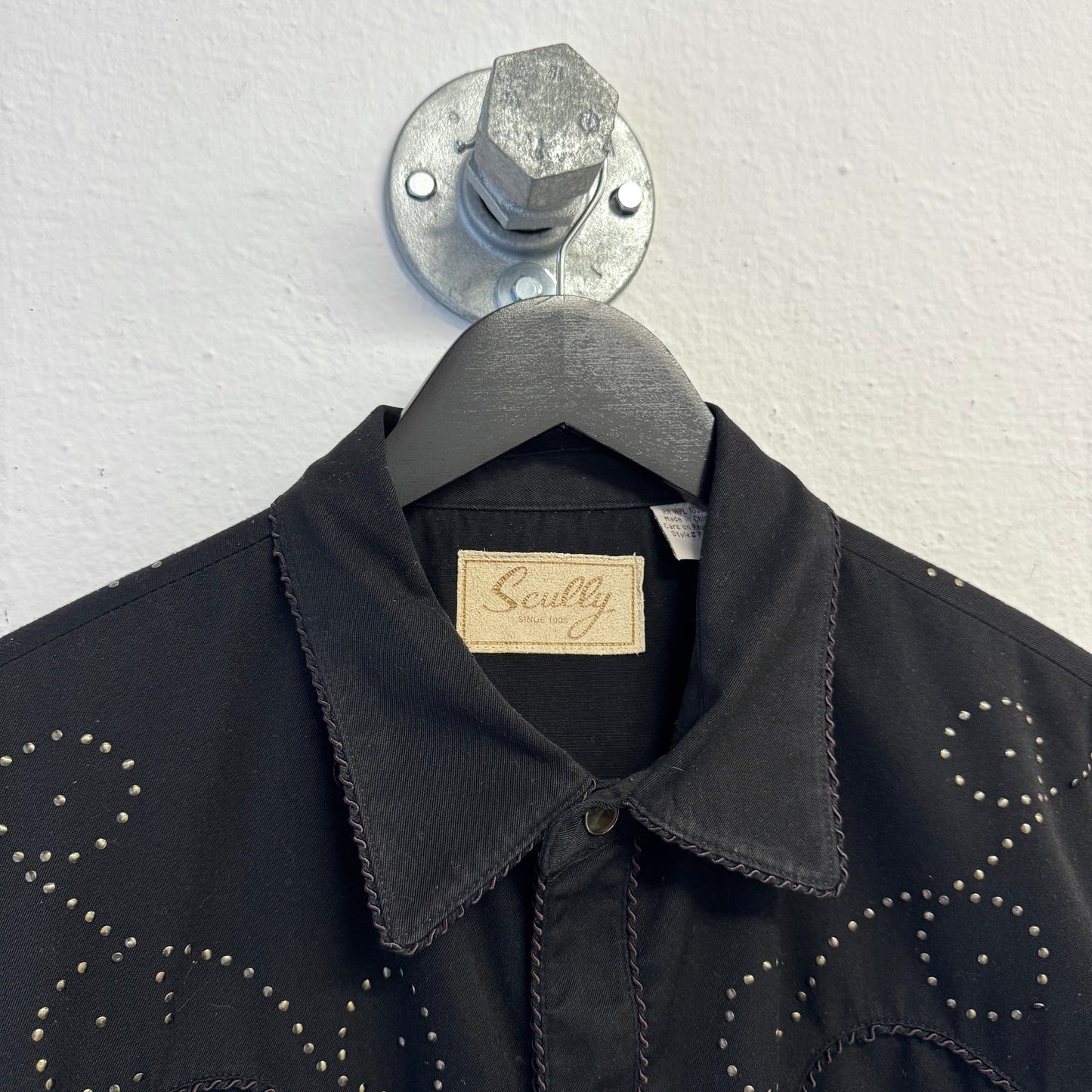 SCULLY Vintage Embroidered Western Rodeo Cowboy Shirt