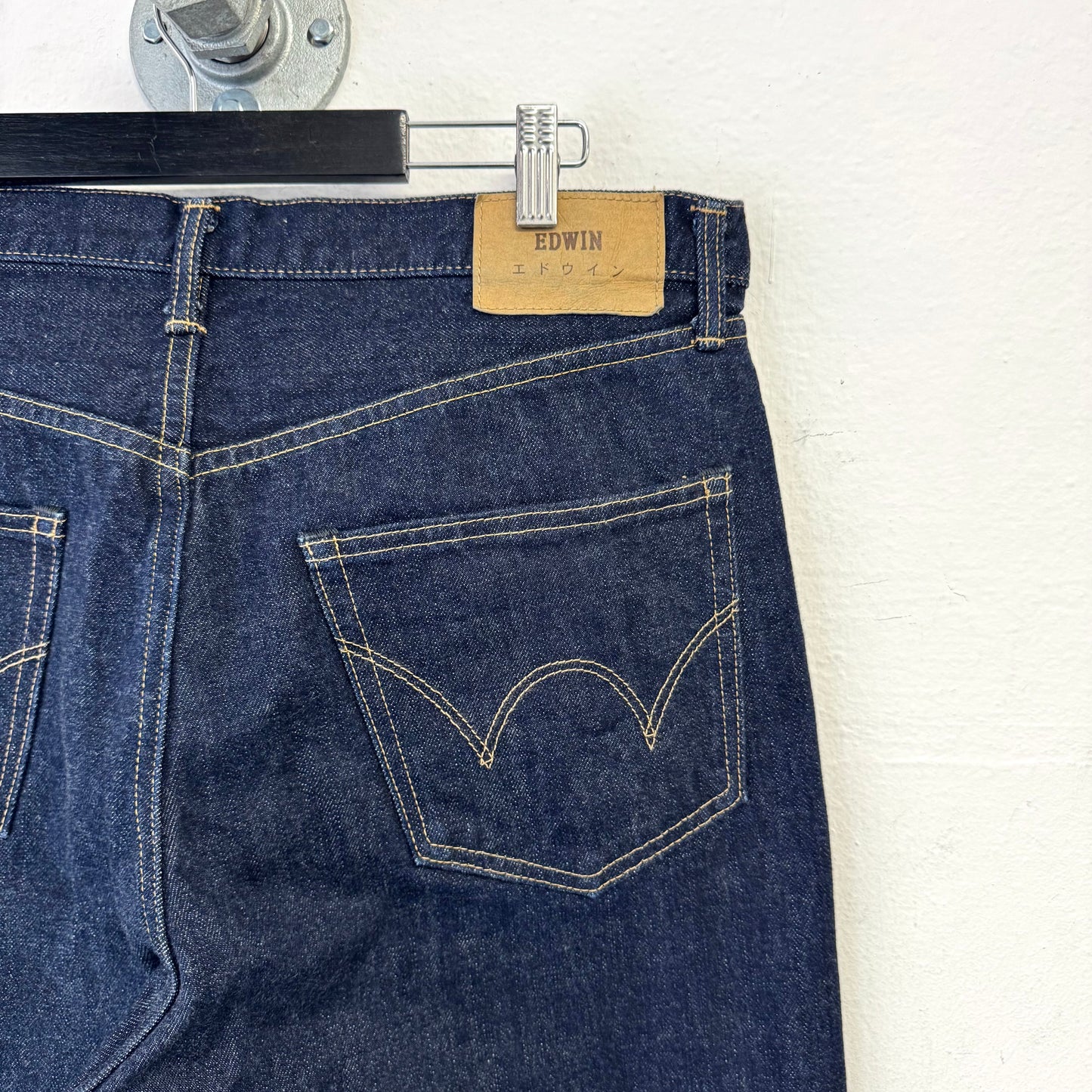 EDWIN Kaihara Pure Indigo Selvedge 13oz Regular Tapered Jeans