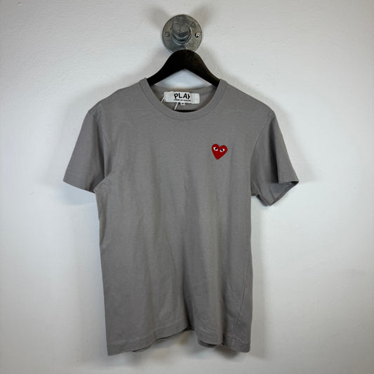 COMME DES GARÇONS PLAY TShirt