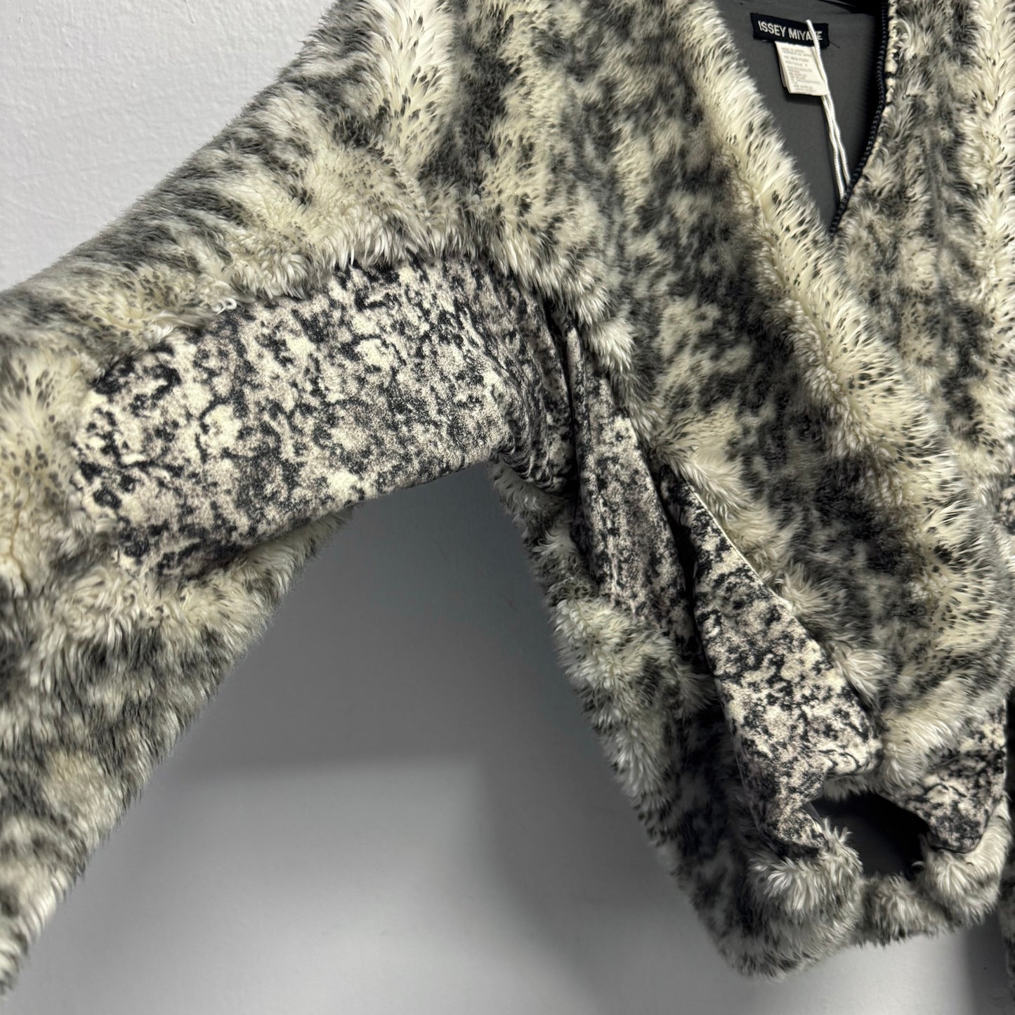 ISSEY MIYAKE Vintage Faux Fur Hoodie Jacket