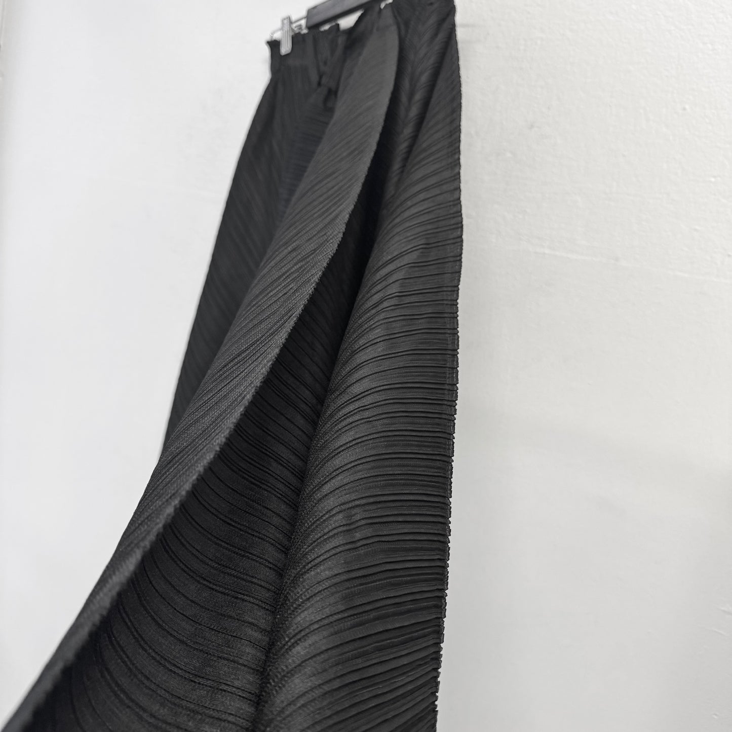 ISSEY MIYAKE PLEATS PLEASE Wide Double Pleated Pants