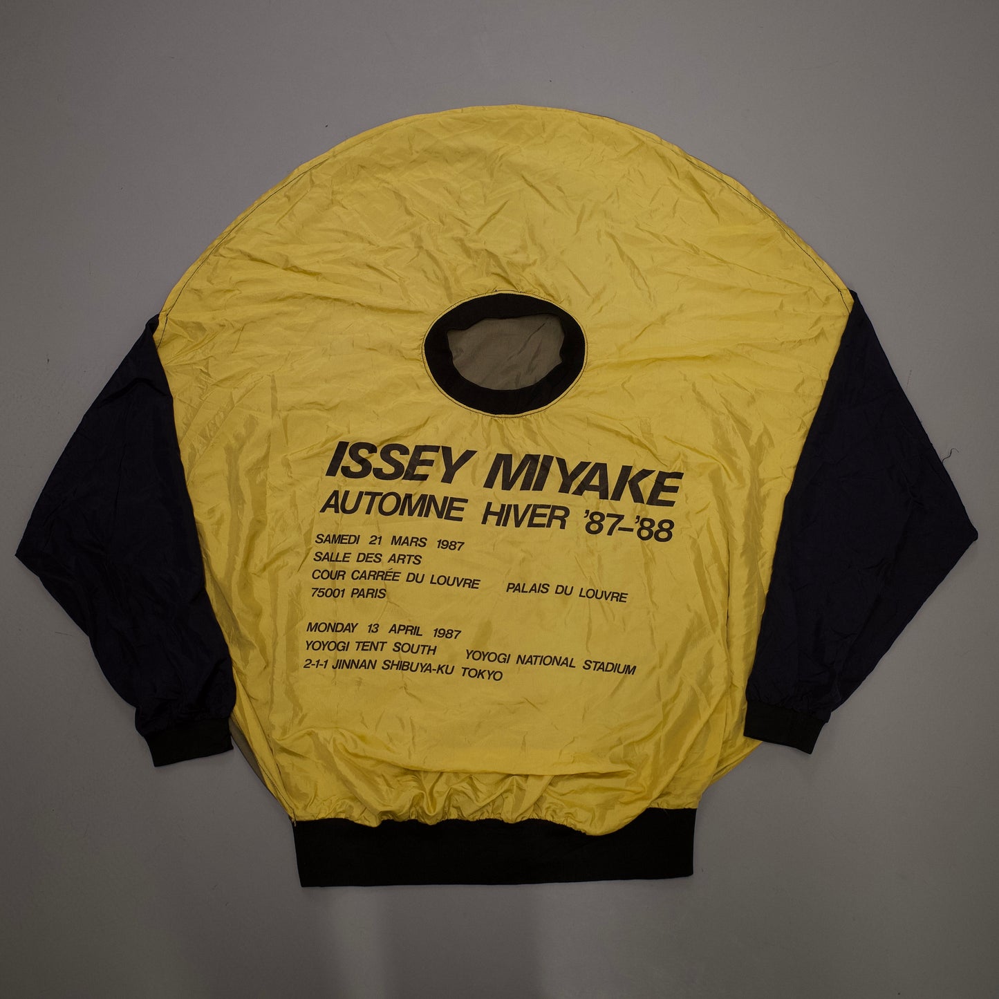 ISSEY MIYAKE AW1987 Circle Pattern Nylon Staff Crewneck