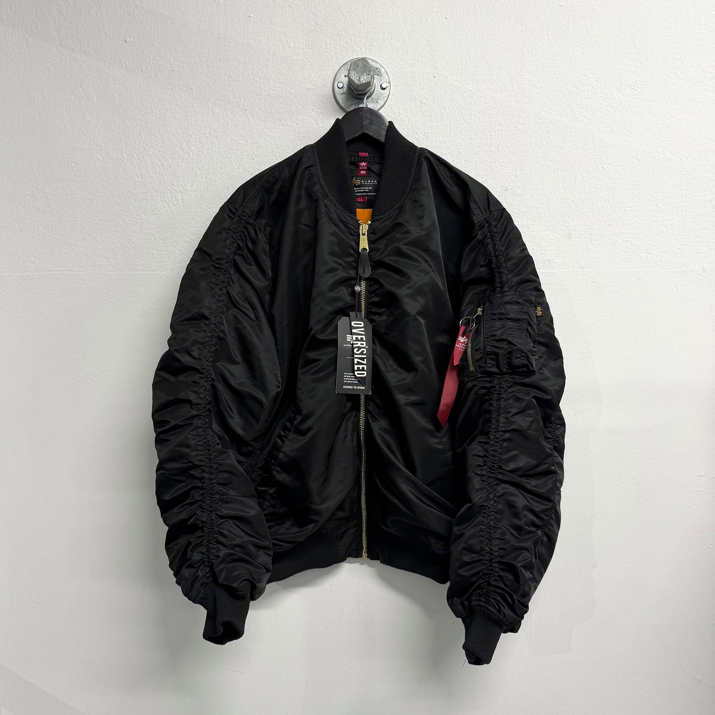 ALPHA INDUSTRIES MA-1 Oversized Puckered Bomber Jacket