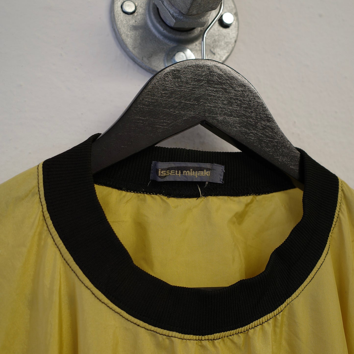 ISSEY MIYAKE AW1987 Circle Pattern Nylon Staff Crewneck