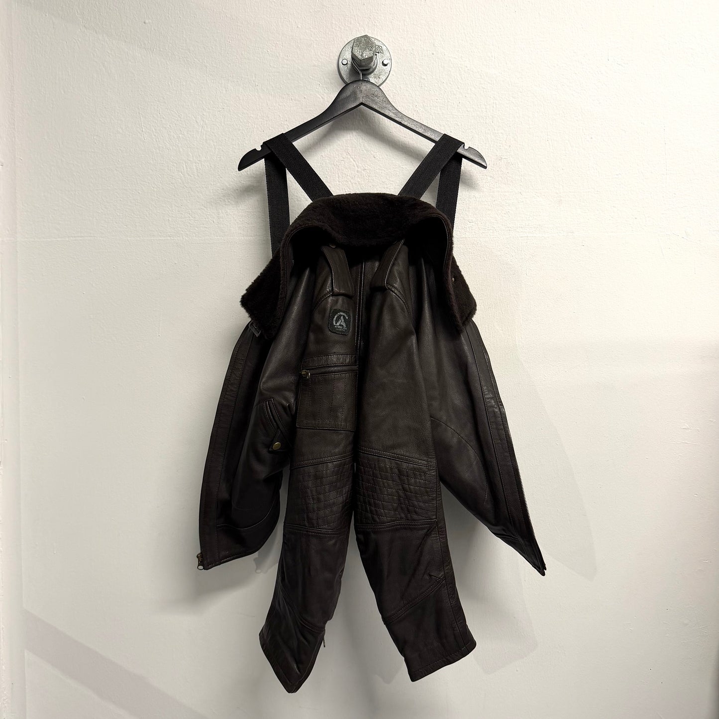 AVIREX Pilot’s Leather Jacket