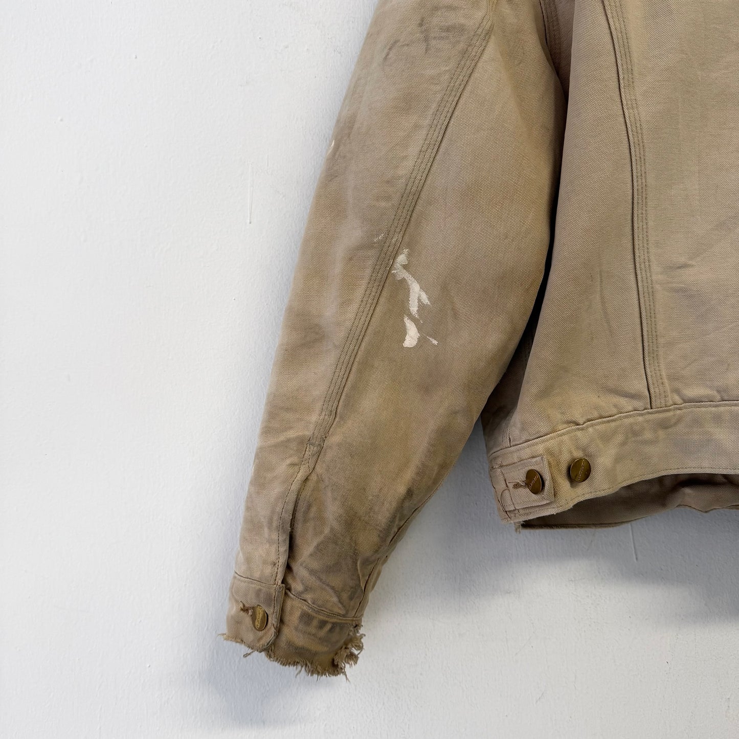 CARHARTT J09 BRN Vintage Distressed Thrashed Holes/Paint Jacket