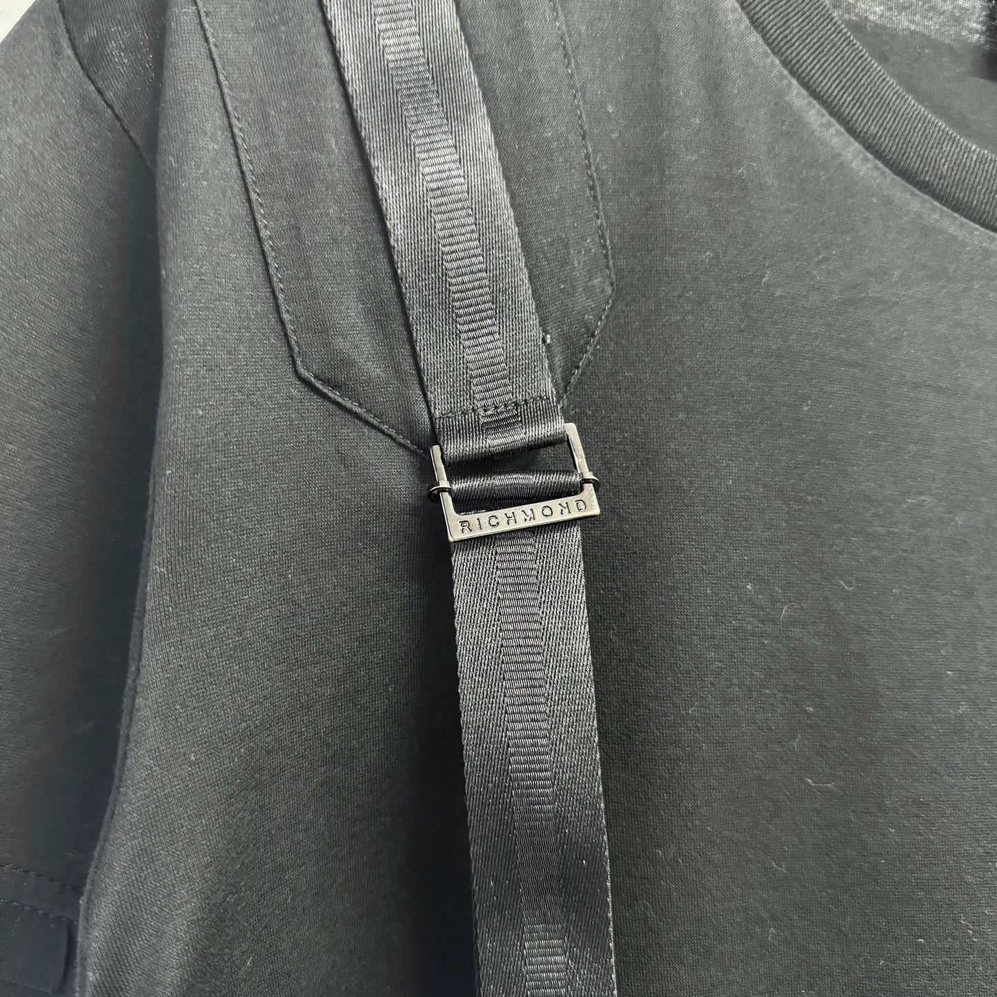 RICHMOND Belt Shoulder TShirt