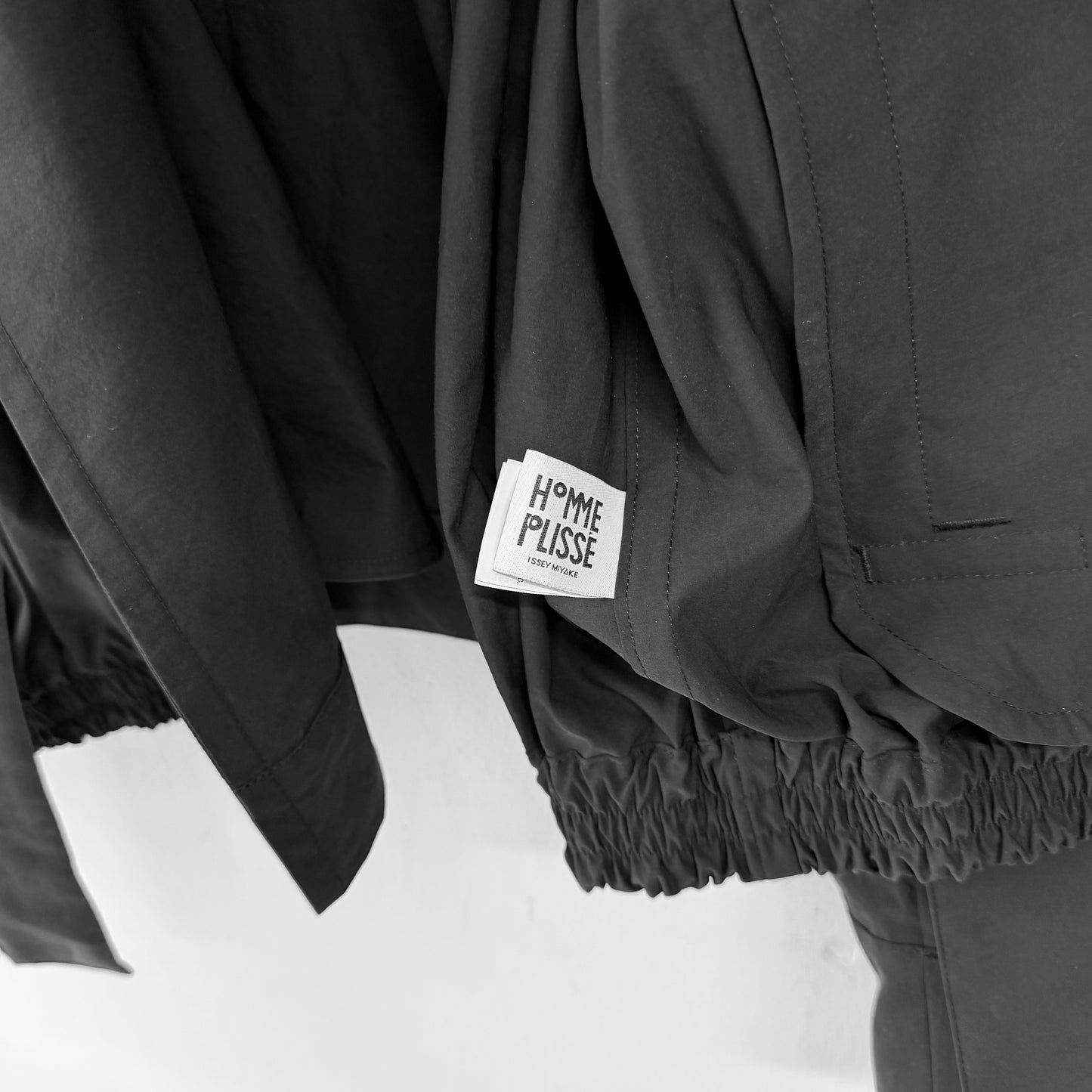 ISSEY MIYAKE Homme Plissé Parachute Bomber Jacket
