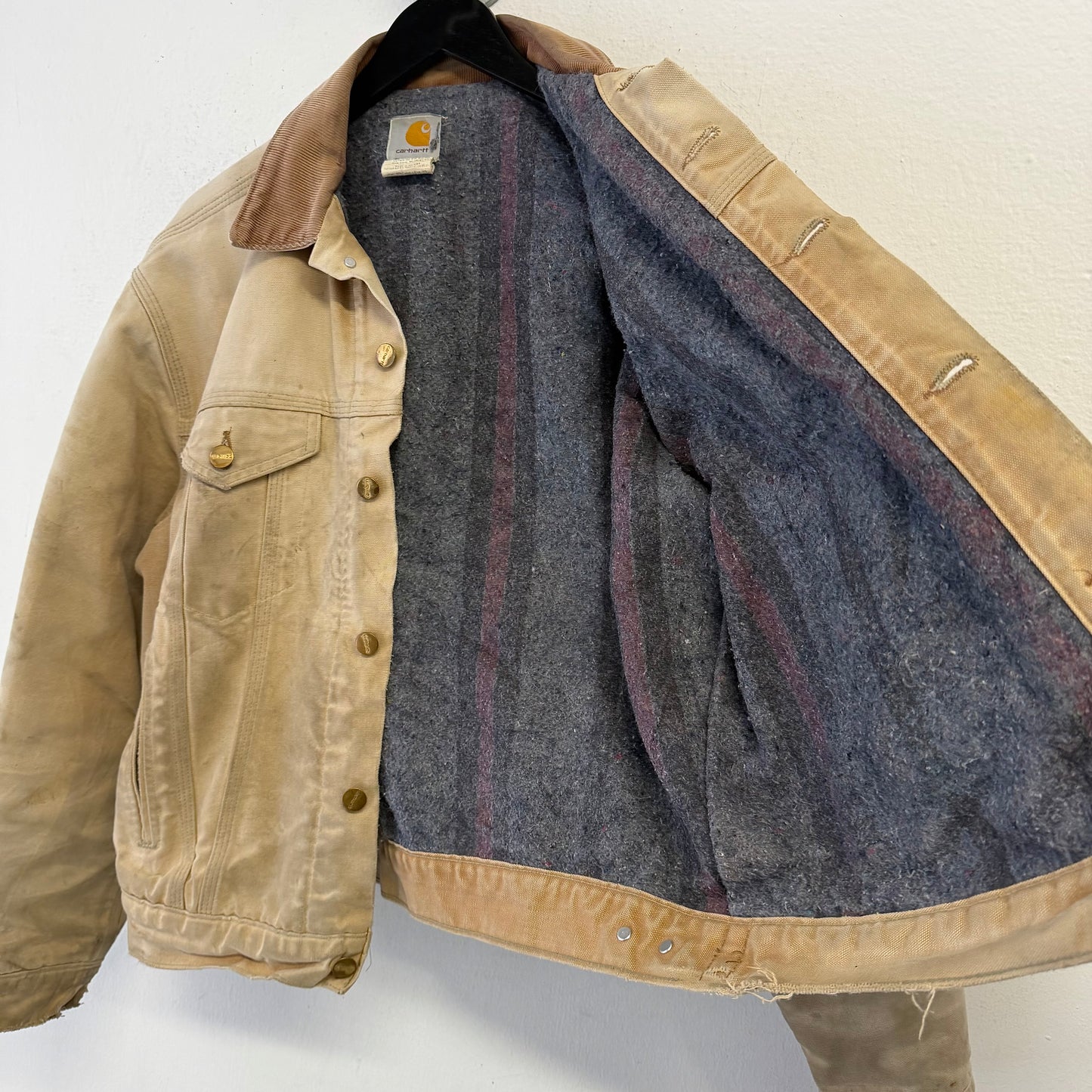 CARHARTT J09 BRN Vintage Distressed Thrashed Holes/Paint Jacket